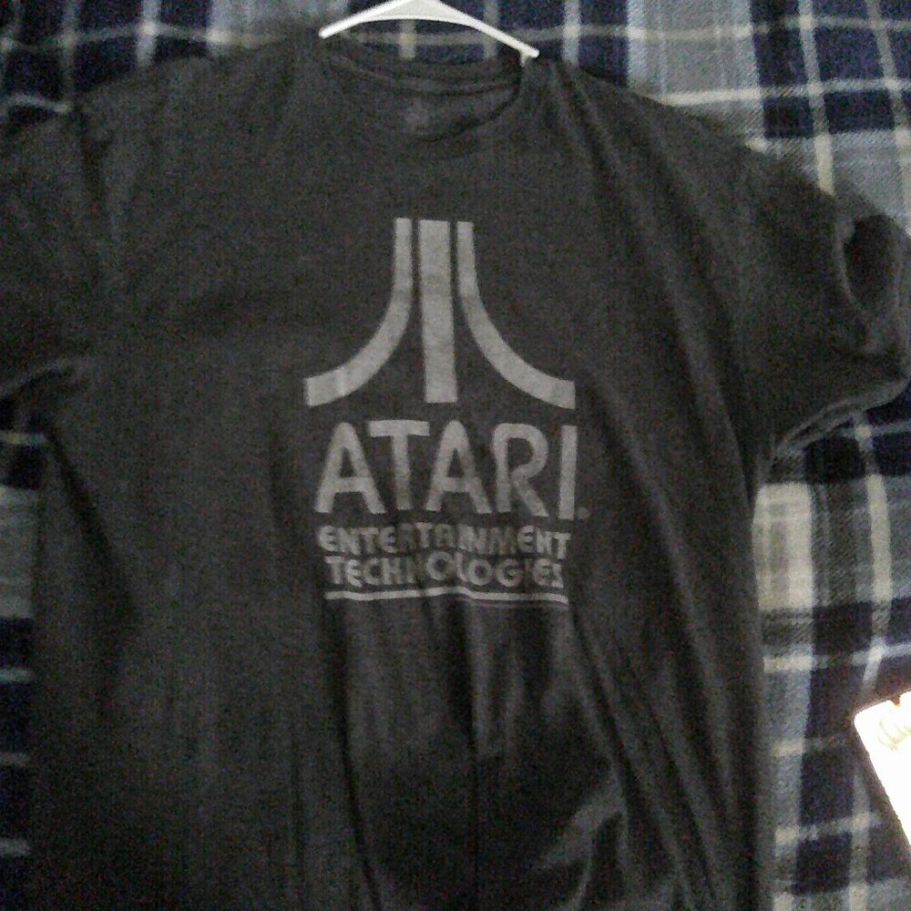 2012 Atari Entertainment Technologies T Shirt-Good Condition-No Tags